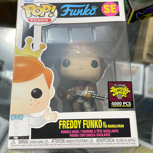 Freddy Funko as The Mandalorian (Star Wars)- Funko Pop! SE (2022 Fundays)